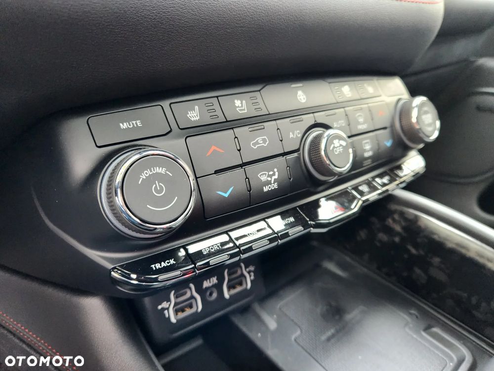 Dodge Durango 5.7 R/T - 30