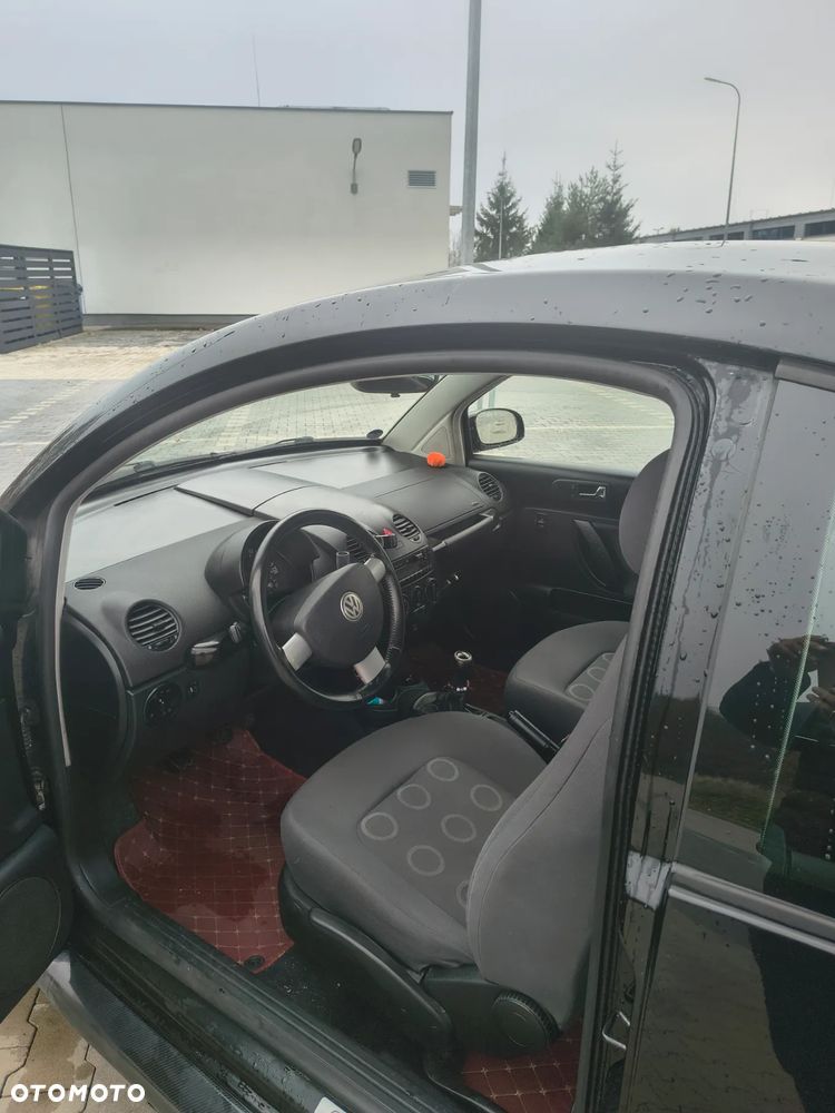 Volkswagen New Beetle 1.4 - 8