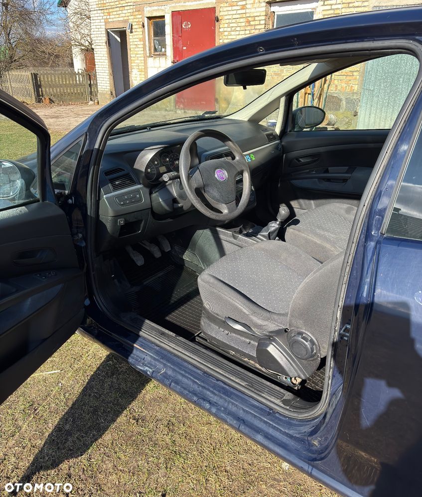 Fiat Punto - 10