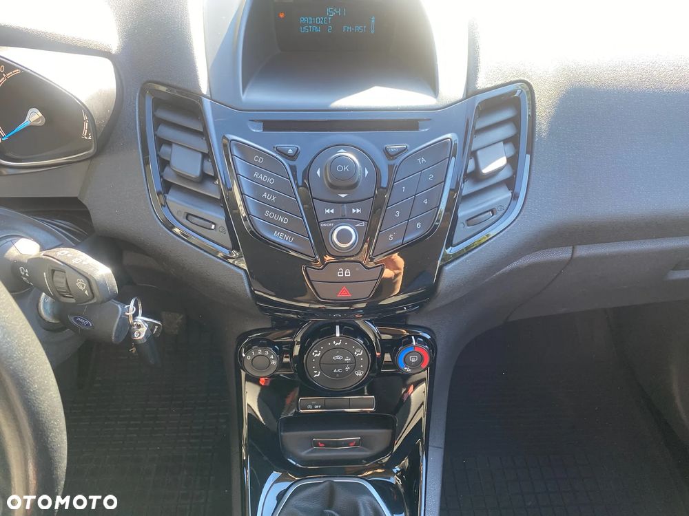 Ford Fiesta 1.0 EcoBoost Gold X - 13