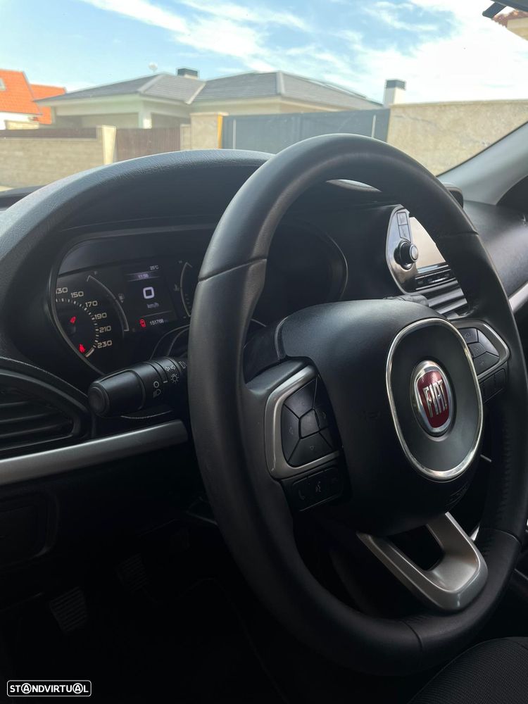 Fiat Tipo Station Wagon 1.6 M-Jet Lounge - 29
