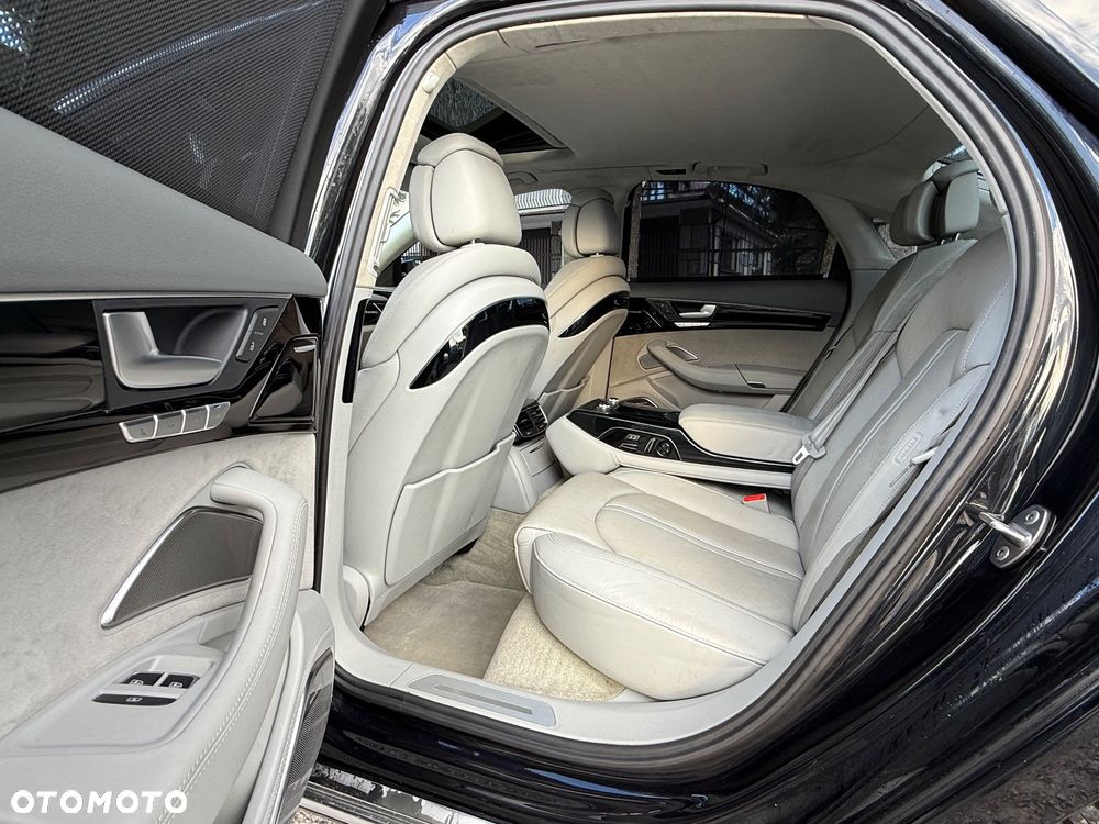 Audi A8 - 23