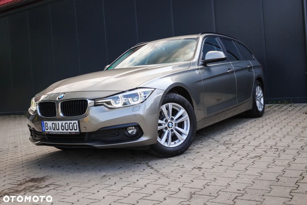BMW Seria 3 318d Luxury Line - 1