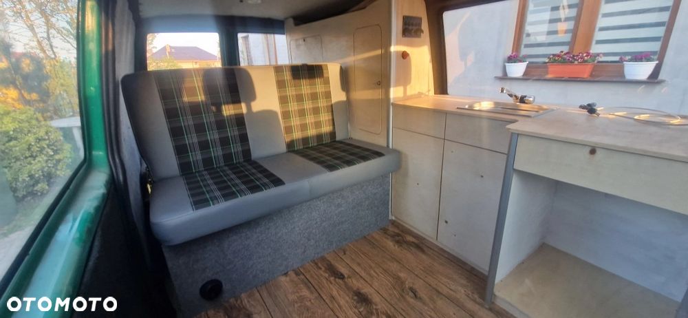 Volkswagen T4 BUSKAMPER - 8