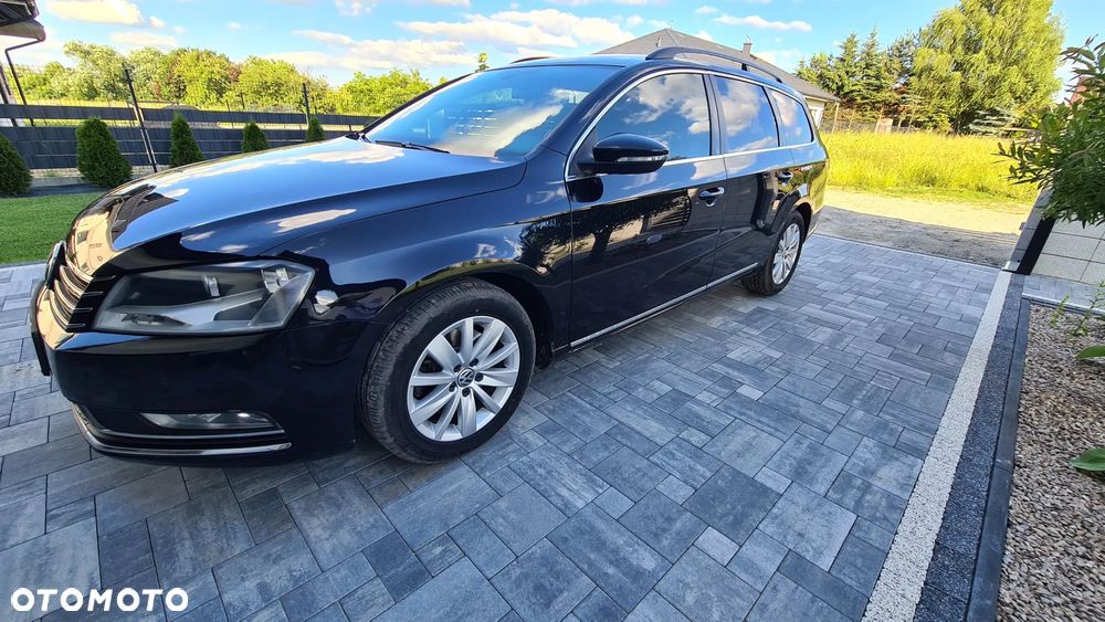 Volkswagen Passat 2.0 TDI Comfortline - 8