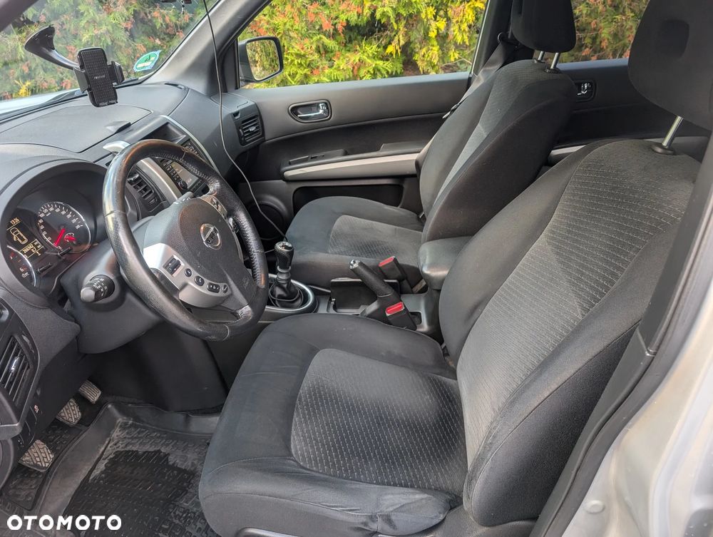 Nissan X-Trail - 10