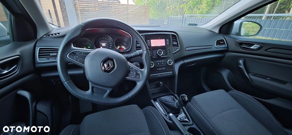Renault Megane 1.6 SCe Life - 6