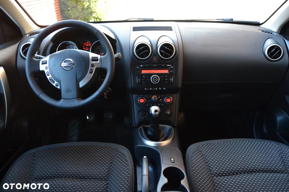 Nissan Qashqai 1.6 Visia - 4