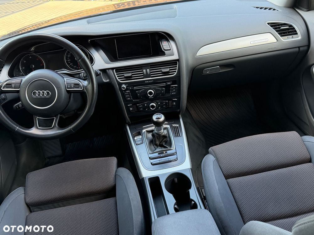 Audi A4 Allroad 2.0 TDI Quattro - 35
