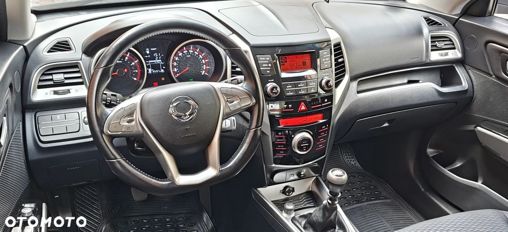 SsangYong/KGM Tivoli e-XGi 160 2WD Sapphire - 14