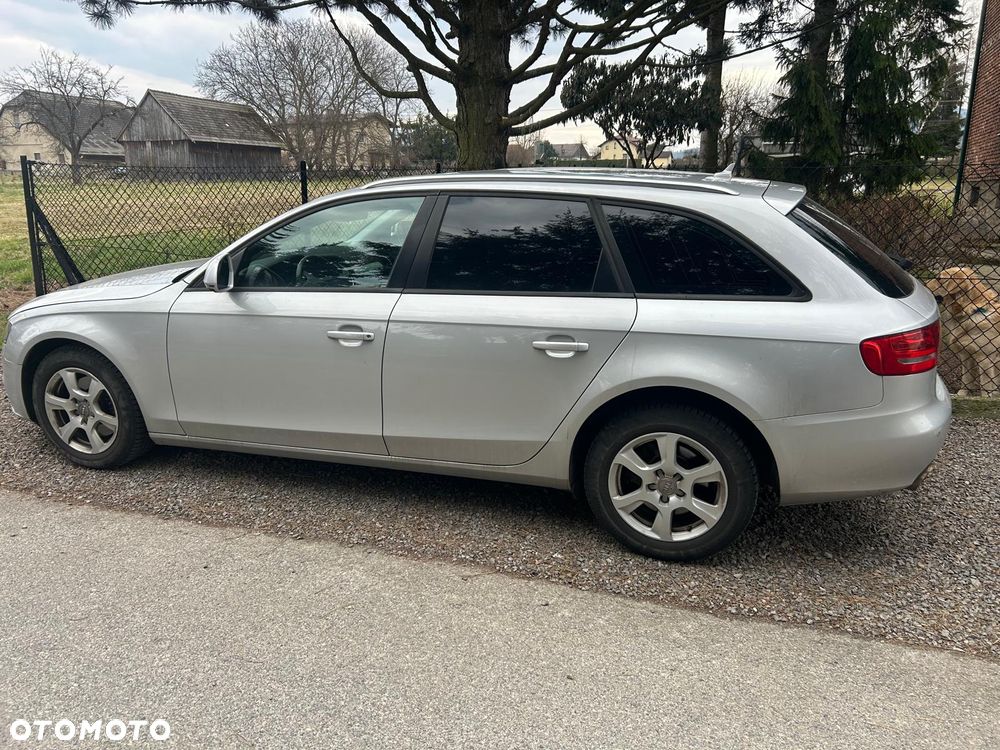 Audi A4 Avant 2.0 TDI - 6