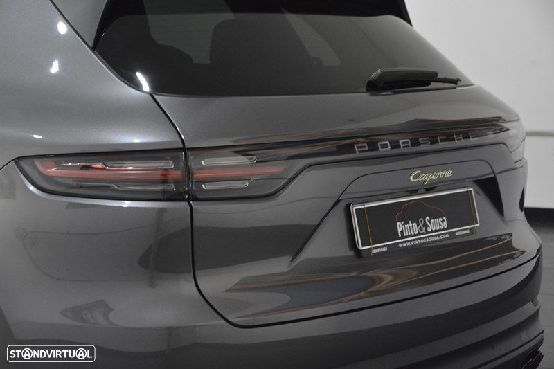 Porsche Cayenne E-Hybrid - 18