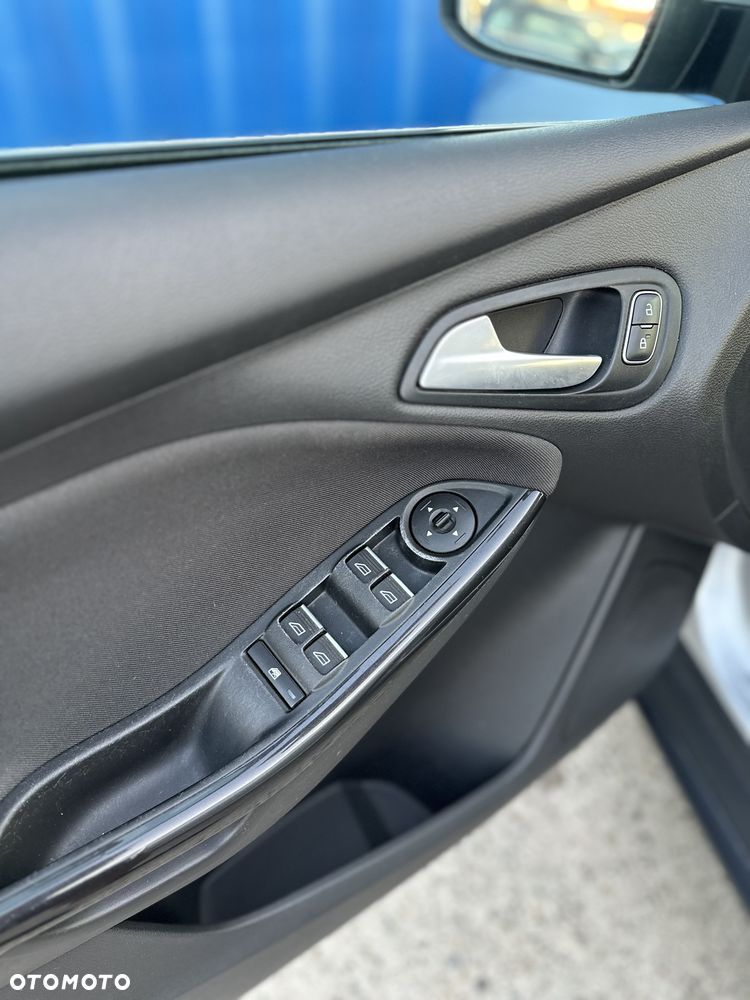 Ford Focus 1.5 TDCi Titanium PowerShift - 15
