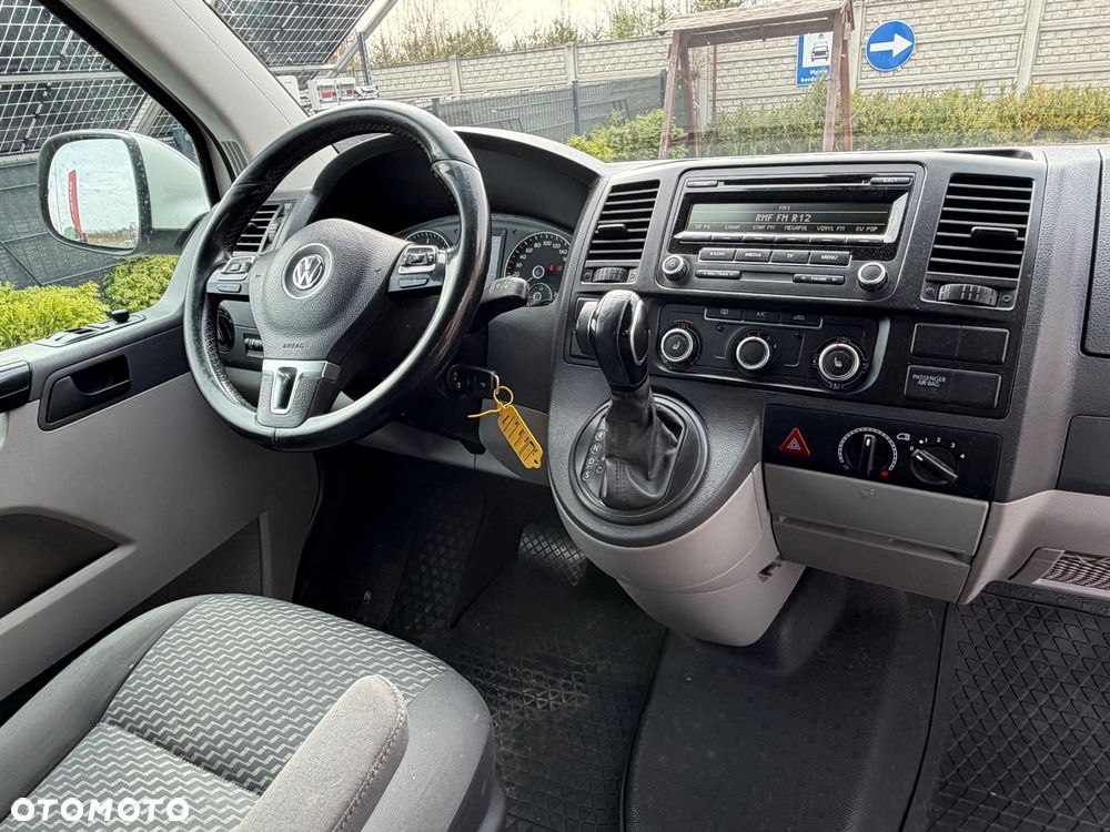 Volkswagen Transporter T5 - 10