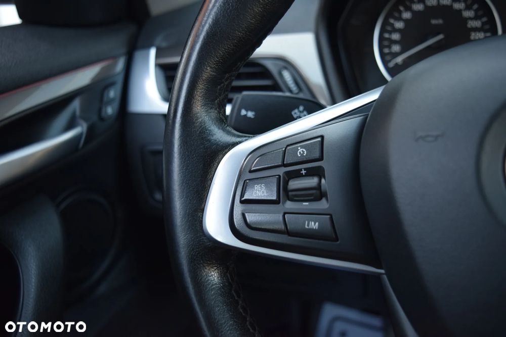 BMW X1 xDrive20d xLine - 23