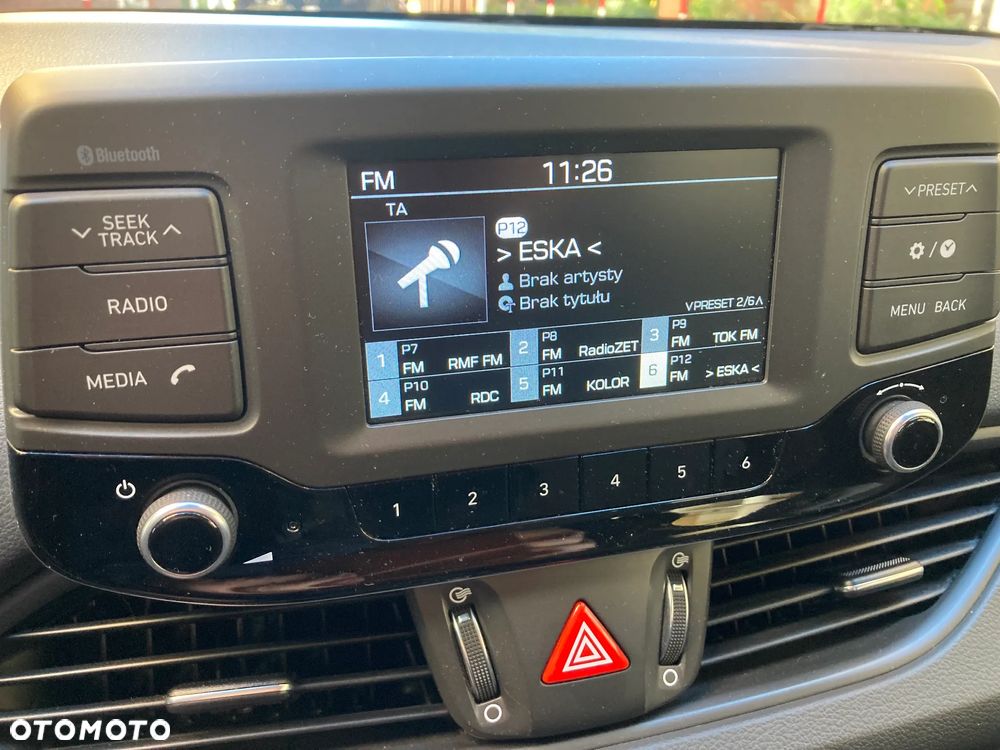 Hyundai i30 1.4 BlueDrive Classic + - 11