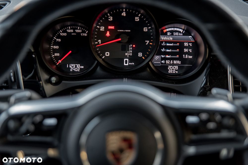 Porsche Macan - 11