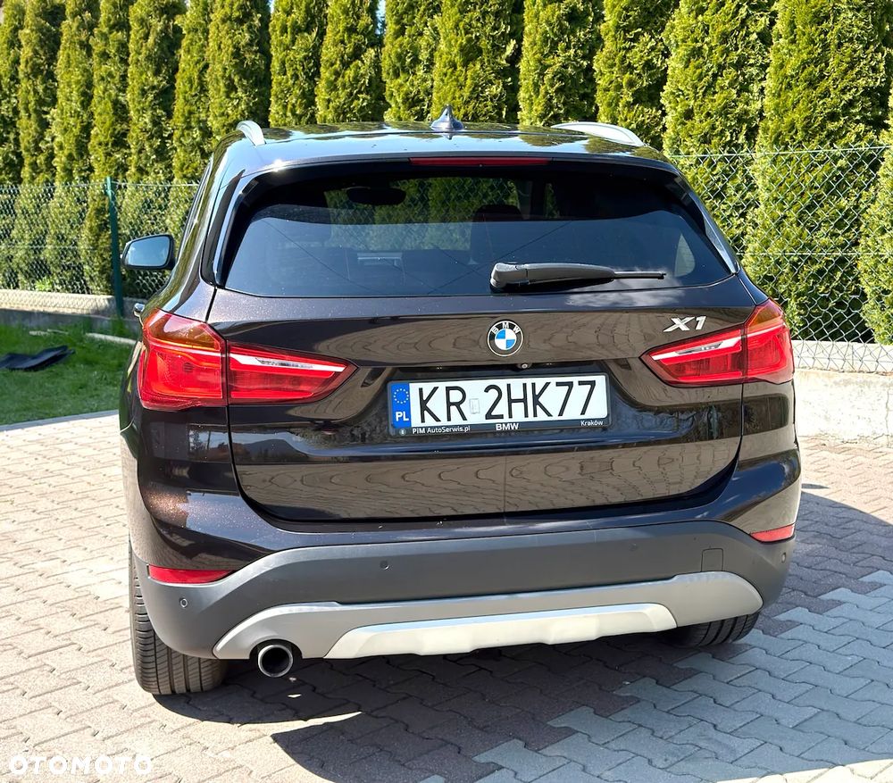 BMW X1 xDrive18d xLine - 16