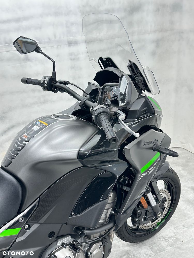 Kawasaki Versys 1000 - 25