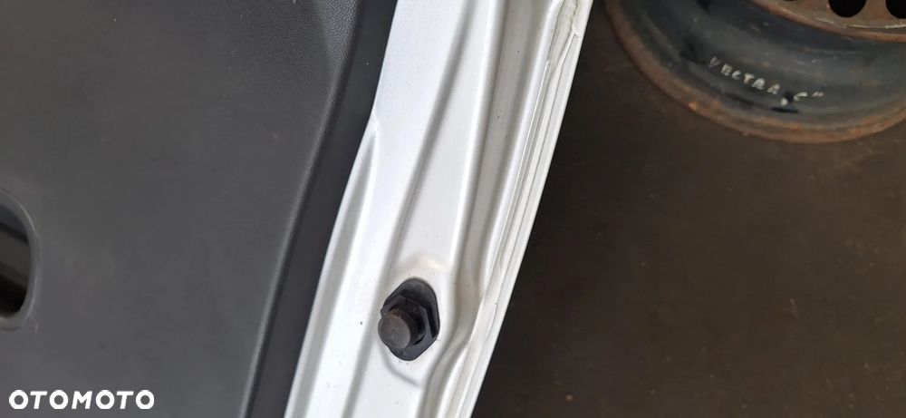 Opel Meriva A Klapa Bagażnika Tył Tylna Kod Lakieru Z157 - 38