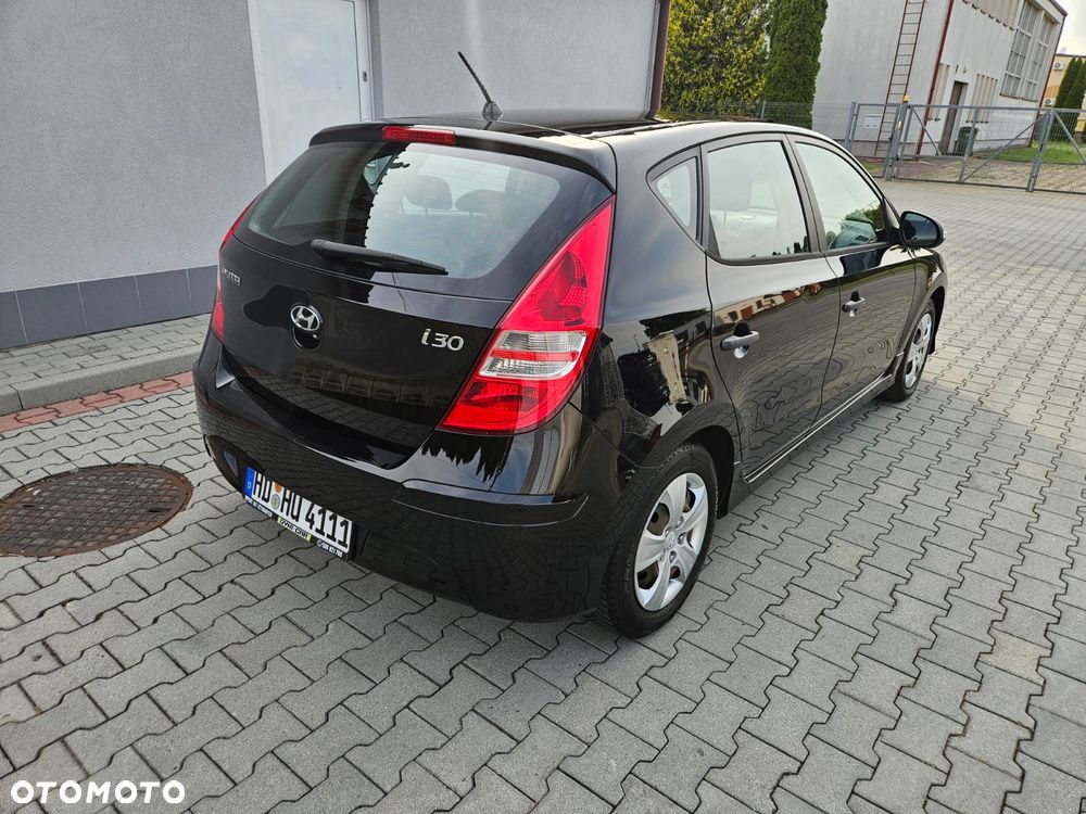 Hyundai i30 1.4 FIFA WM Edition - 7
