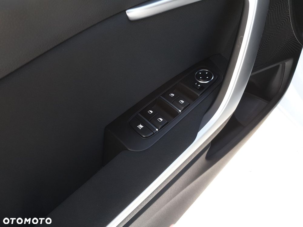 Kia Ceed 1.5 T-GDI M - 19