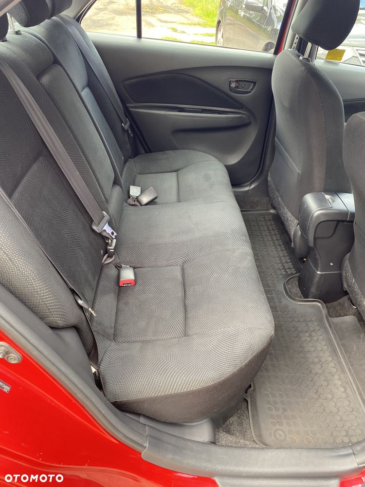 Toyota Yaris - 9