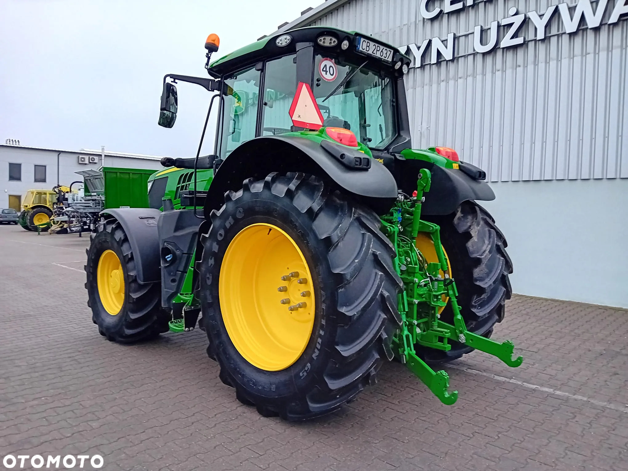 John Deere 6195M - 9