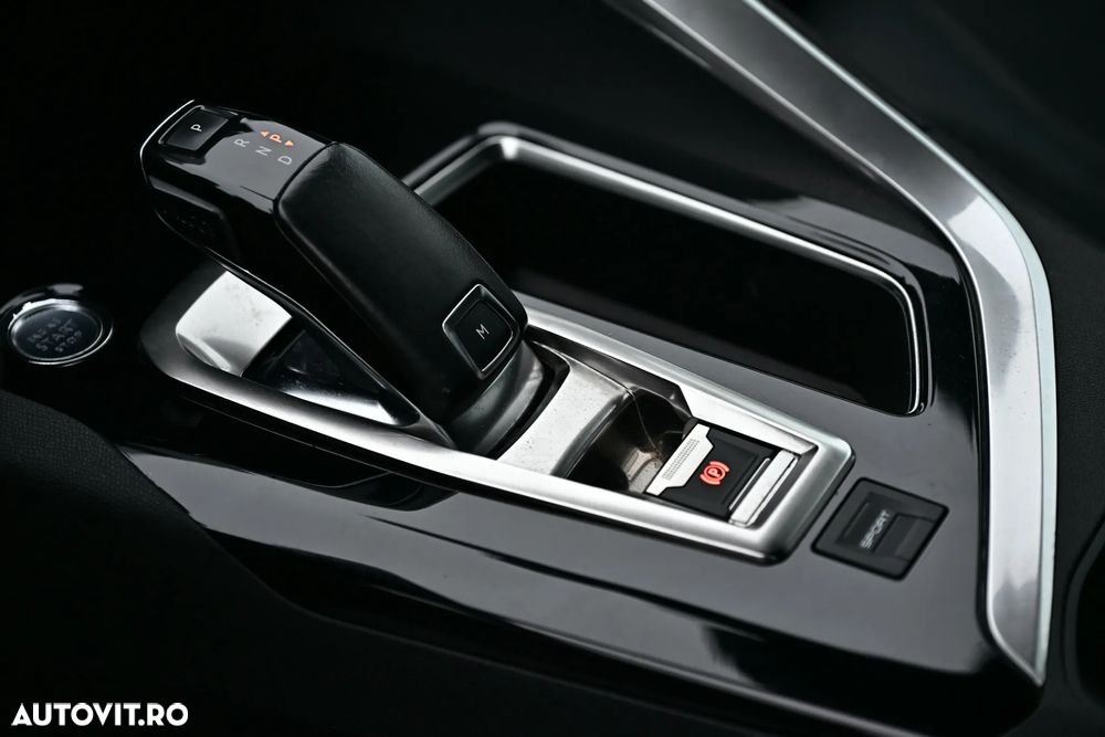 Peugeot 3008 1.6 BlueHDI S&S EAT6 GT-Line - 20