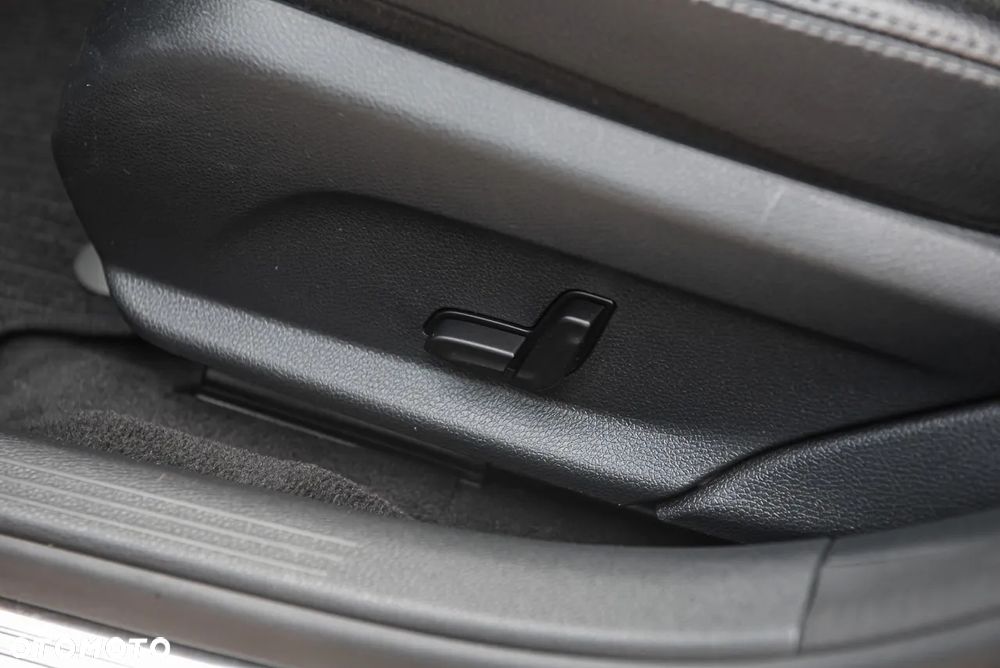 Mercedes-Benz Klasa C - 18