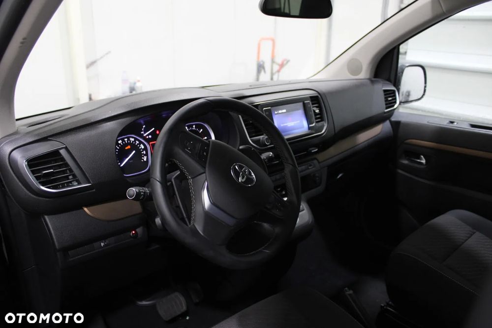 Toyota Proace Verso - 12