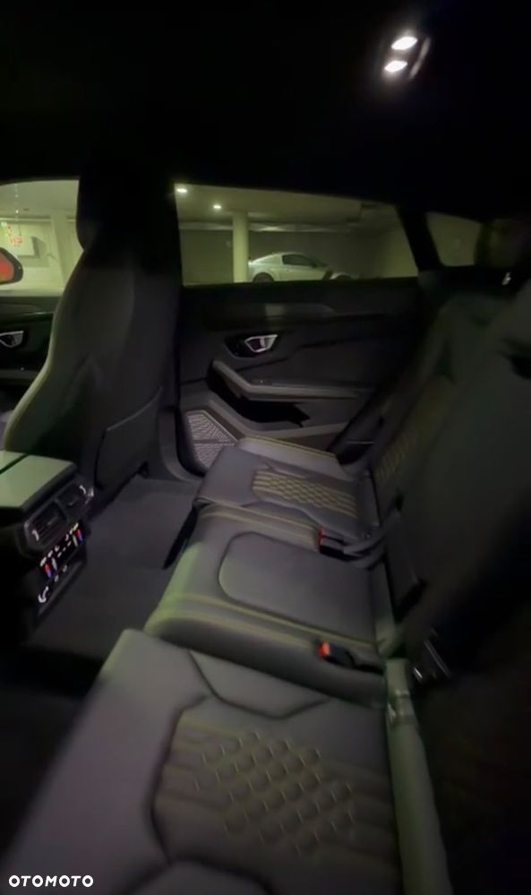 Lamborghini Urus - 8