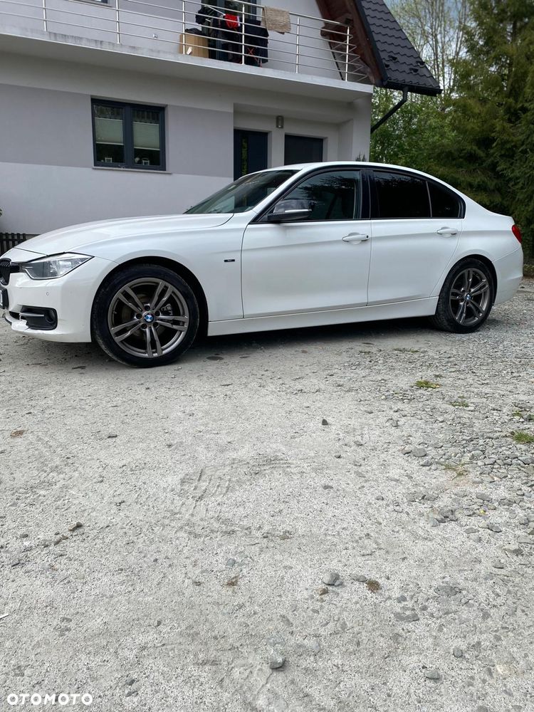 BMW Seria 3 320d - 11