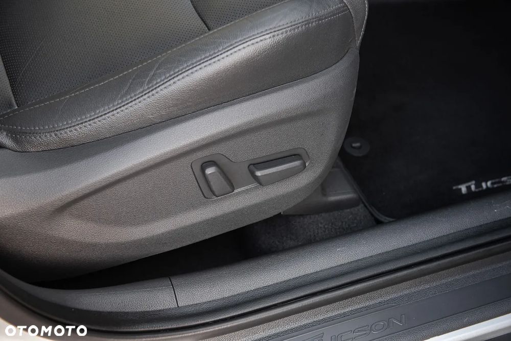 Hyundai Tucson 1.6 GDi 2WD Premium - 35