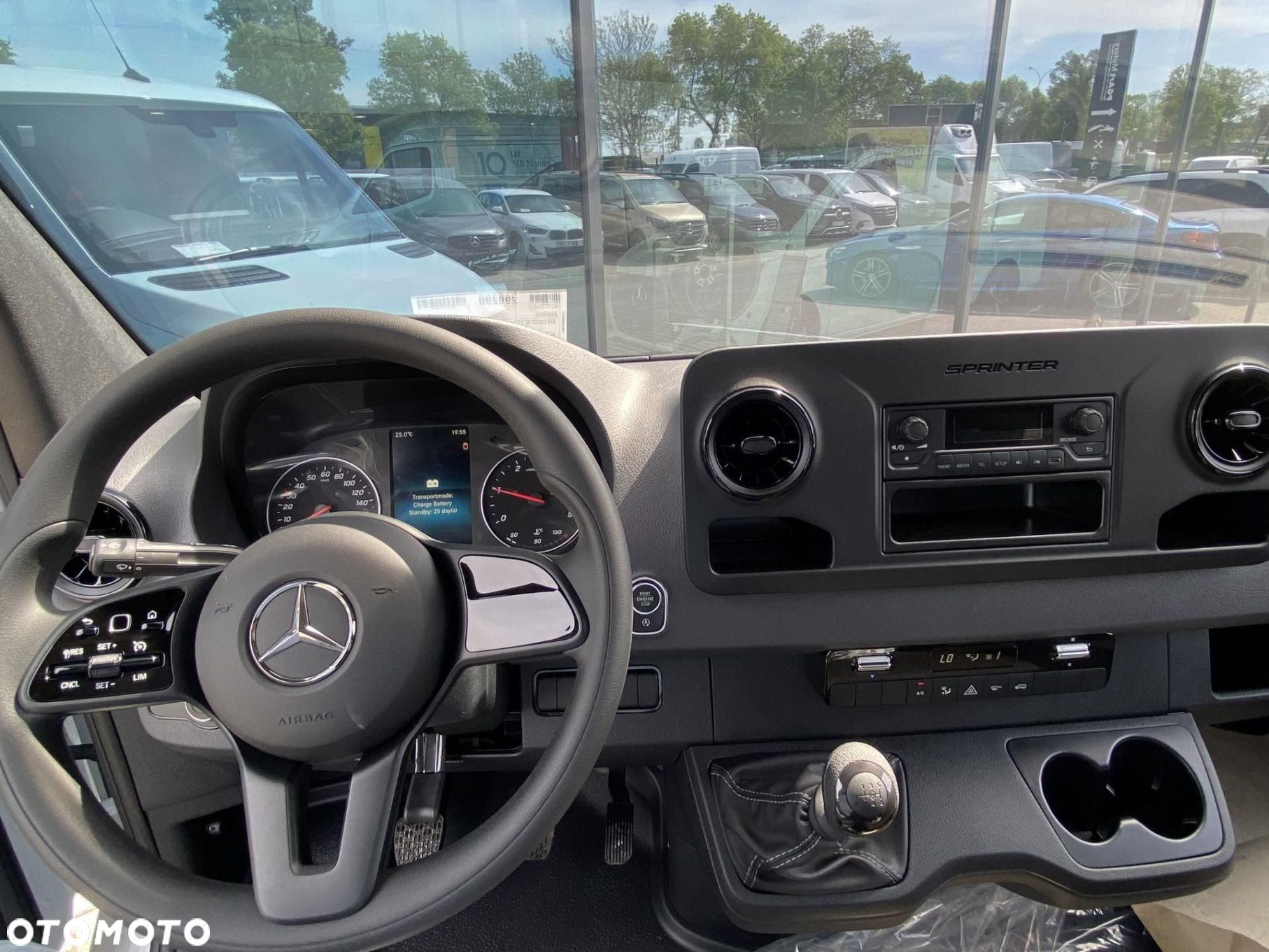 Mercedes-Benz Sprinter - 7