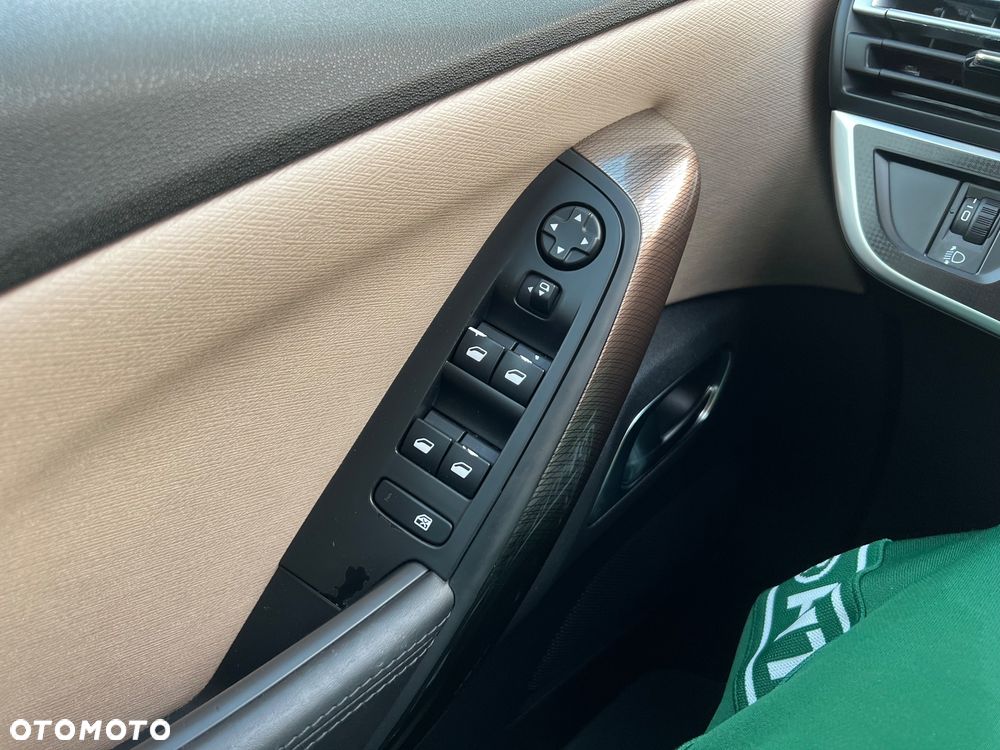 Citroën C4 Grand Picasso 2.0 BlueHDi Exclusive - 22