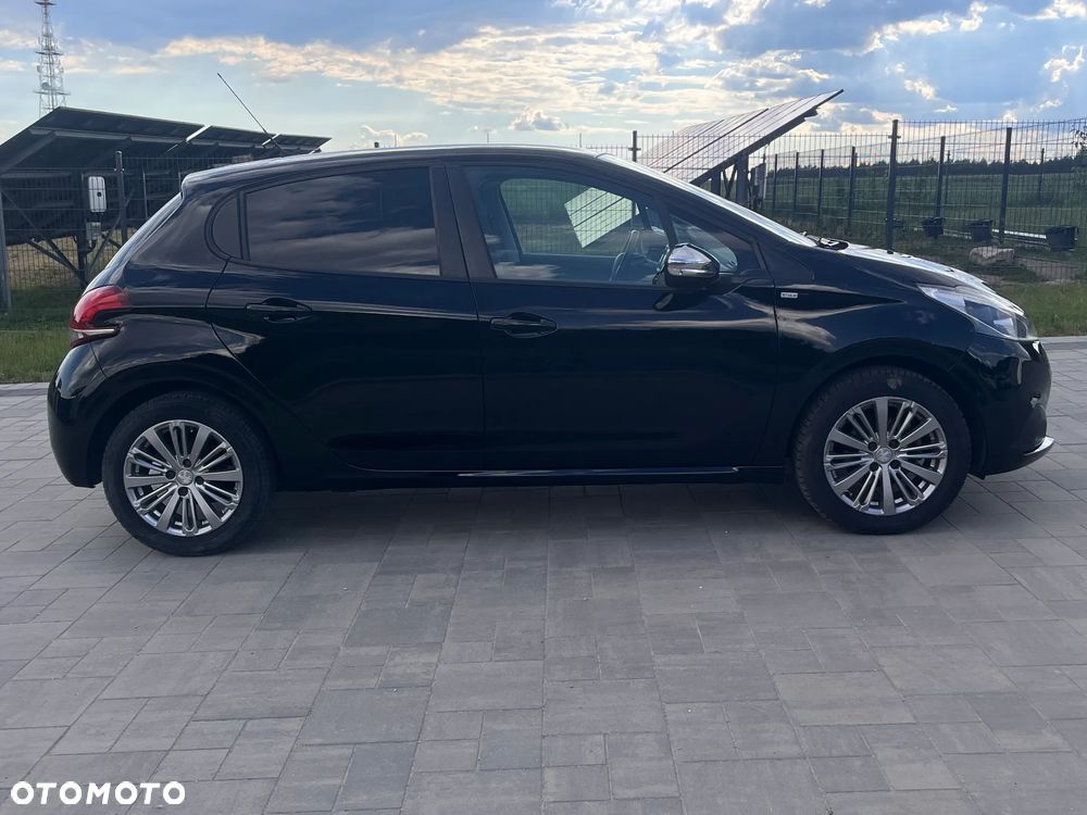 Peugeot 208 PureTech 82 Start & Stop Style - 8
