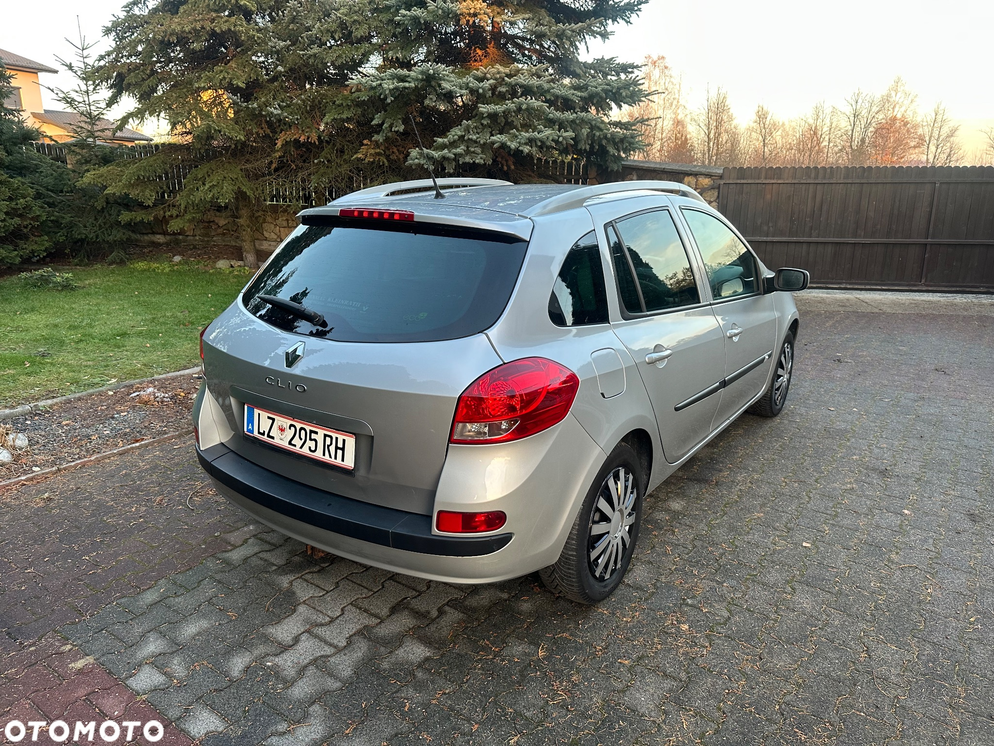 Renault Clio 1.2 16V Privilege - 8