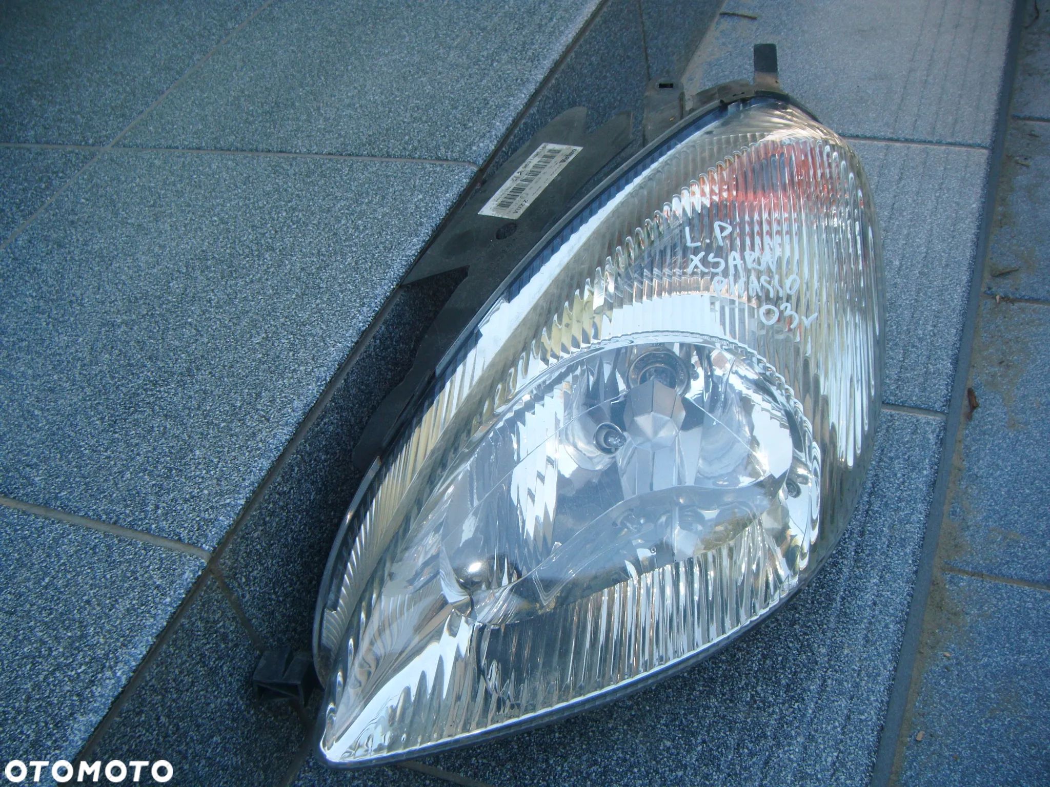 citroen xsara picasso 03r lampa lewy przód 9631495180 - 1
