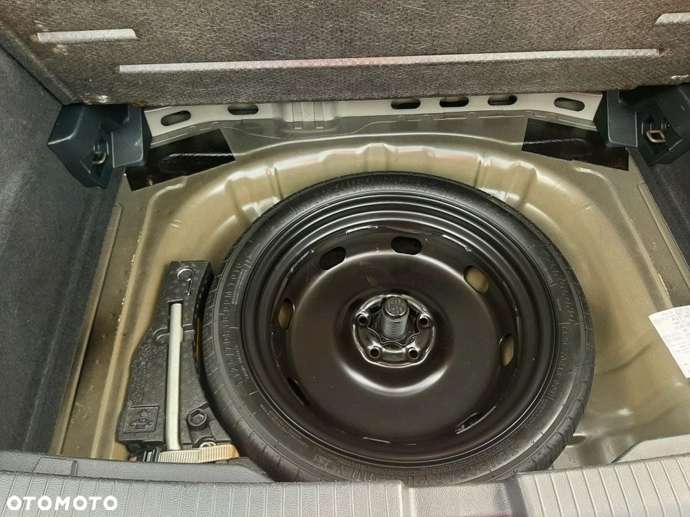 Volkswagen T-Roc - 7
