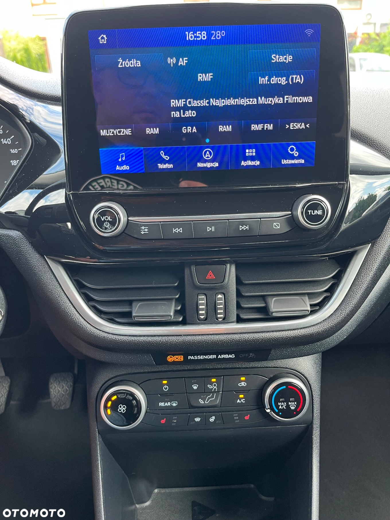 Ford Fiesta 1.1 Connected ASS - 12