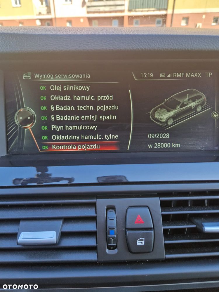 BMW Seria 5 520d - 37