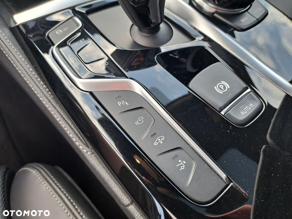 BMW 6GT 630d M Sport - 15