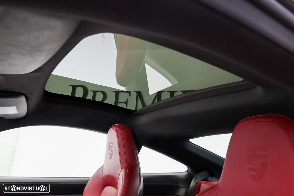 Porsche 911 (992) Carrera PDK - 23