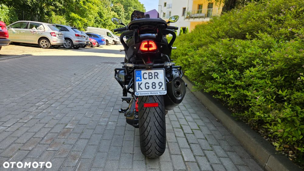 BMW RS - 13