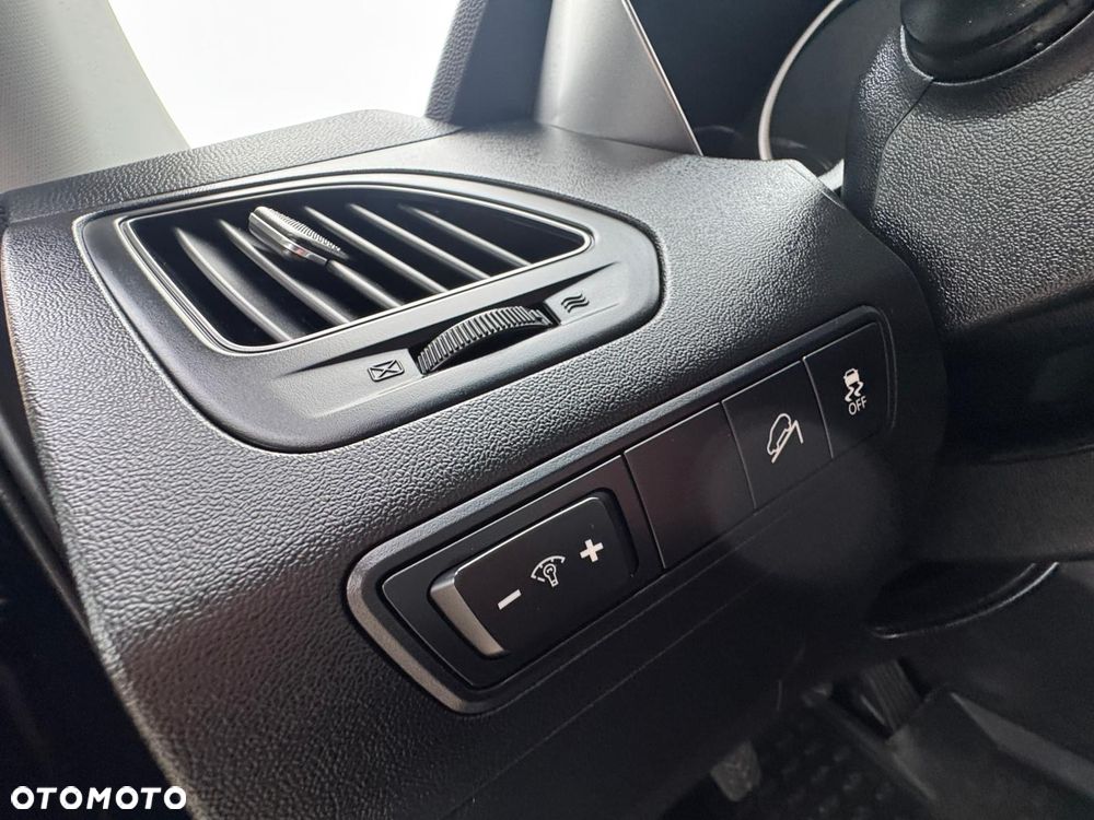 Hyundai ix35 1.6 2WD Fifa World Cup Edition - 33