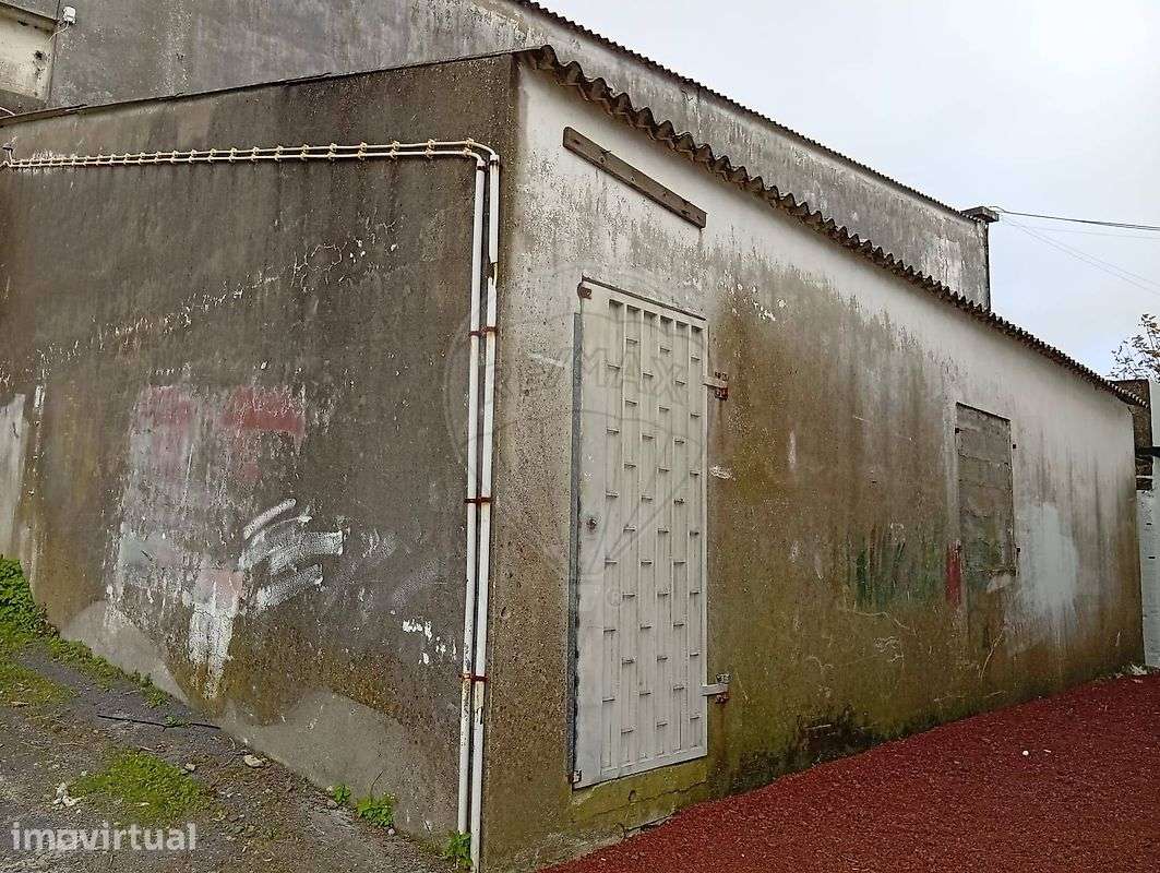 Armazém  para arrendamento - Grande imagem: 2/4