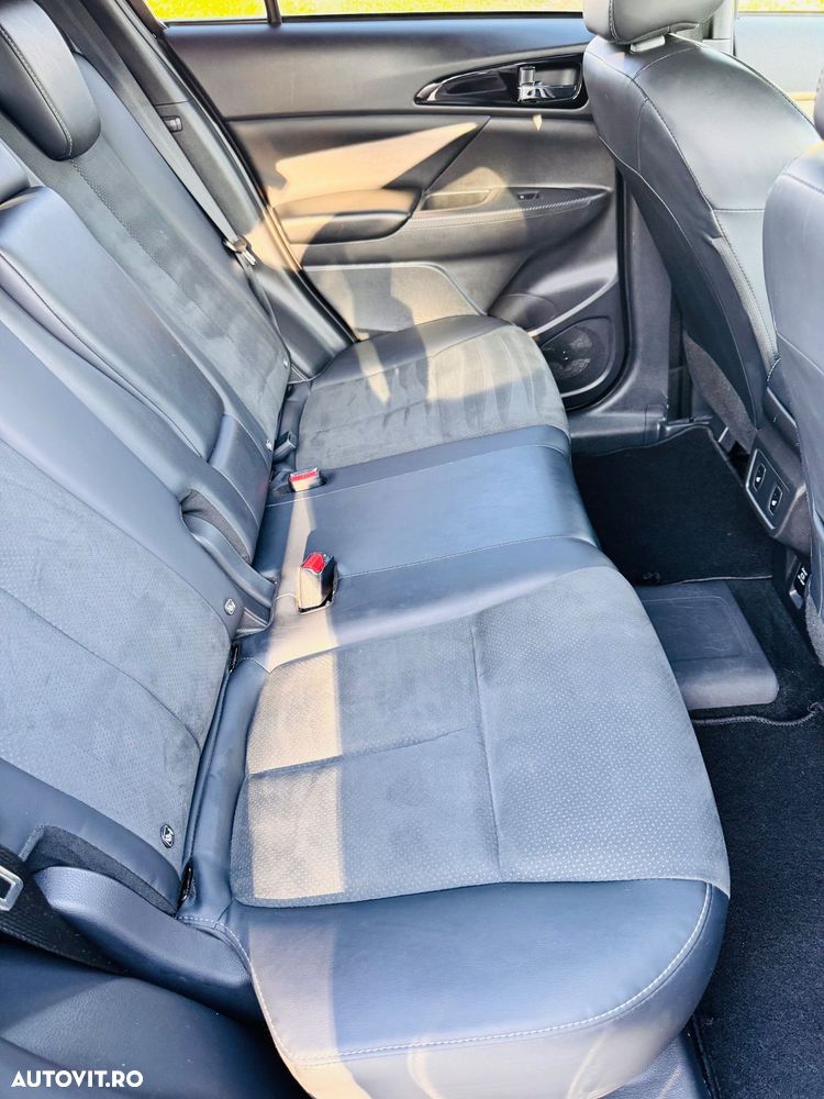 Mitsubishi Eclipse-Cross - 21