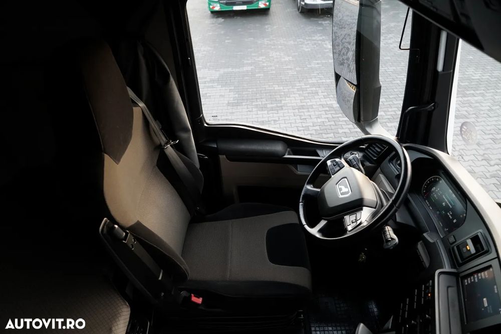 MAN 26.480 / SOLO / MEGA / 6X2 / AER CONDIȚIONAT PARCARE / PUNTE RIDICATĂ / ȘINGURI CAMIOANĂ - 28