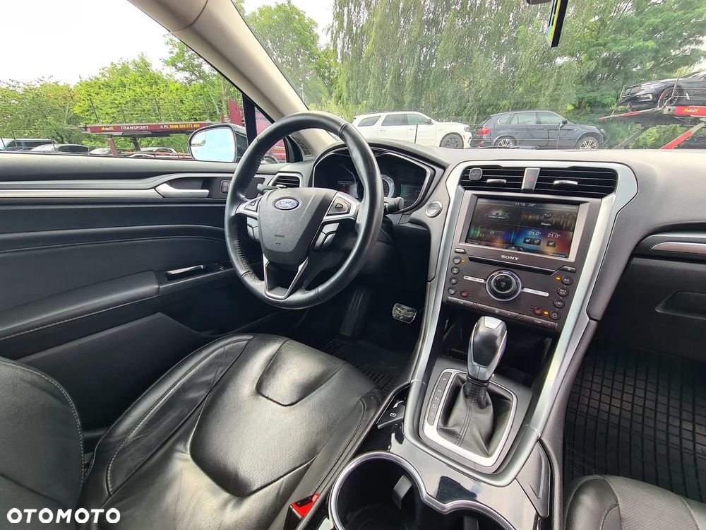 Ford Fusion - 21